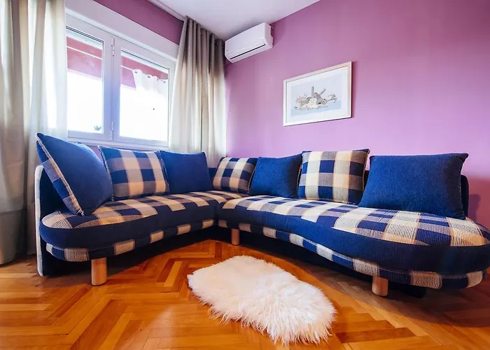 Marina Bay Apartment Apartman *